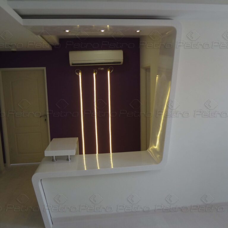 اجرای میز رزروشن از کف تا سقف به صورت یکپارچه