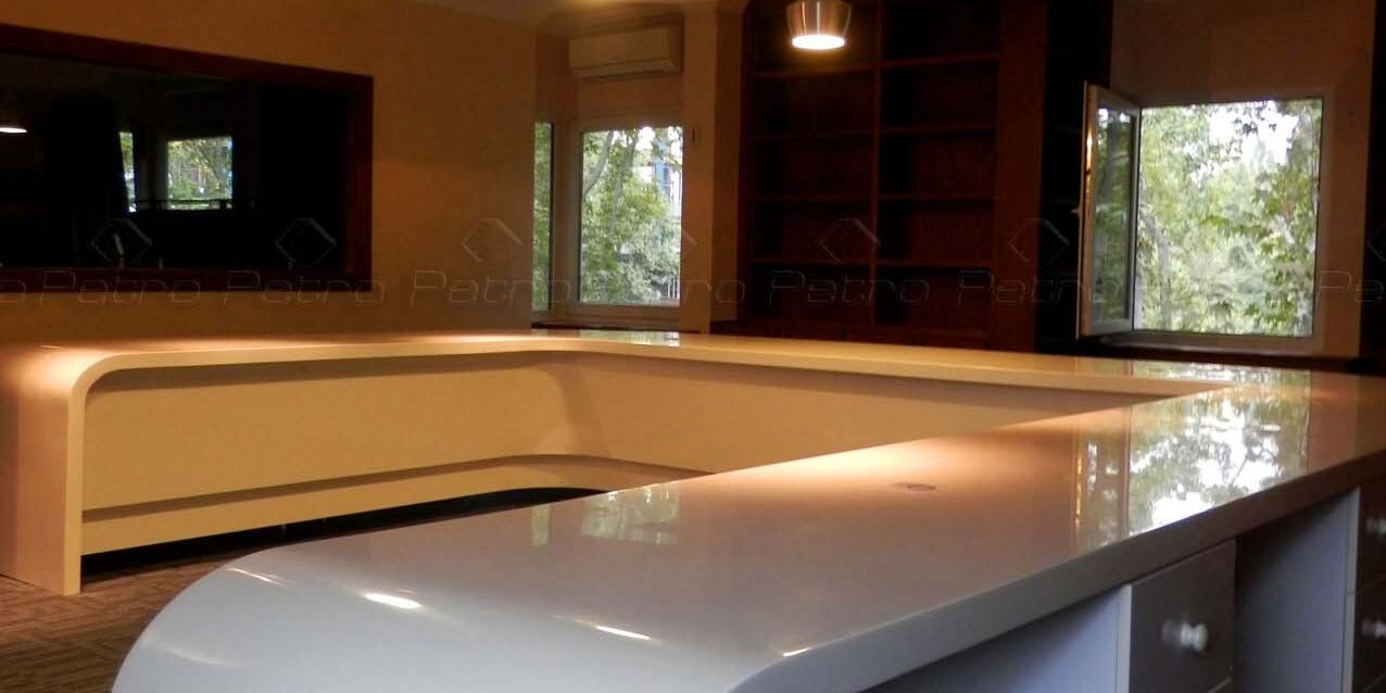 آزانس هواپیمایی در منطقه پارک وی